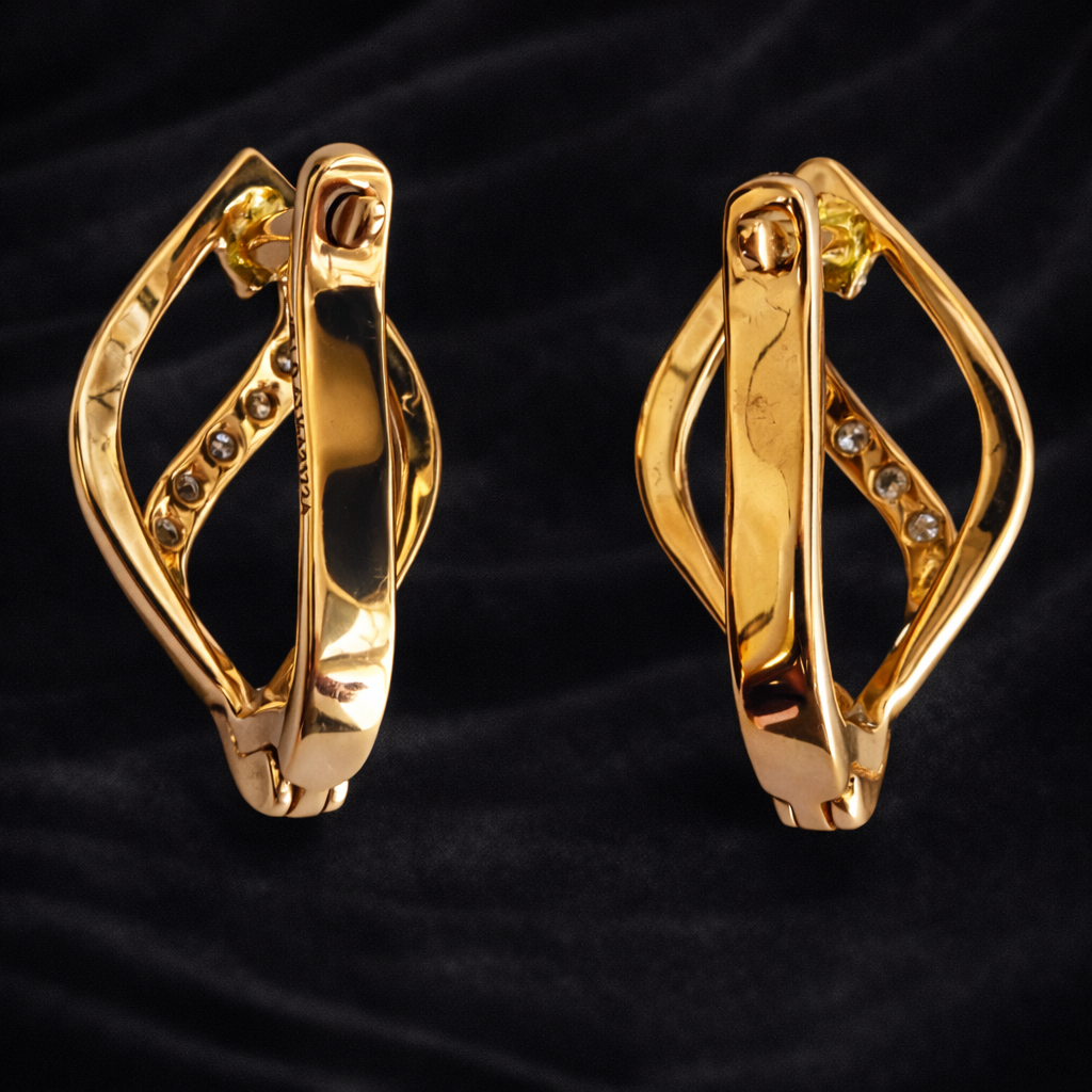 Elegant Marquise Curve Earrings | 0.16ct Round Cuts