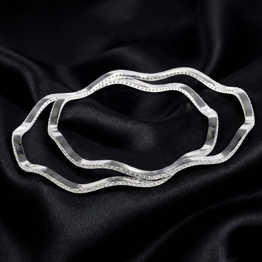 2.7 ct White Gold Wavy Silhouette Lab-Grown Diamond Bangle Set