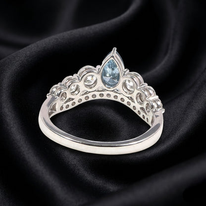 1.00 ct Blue Pear-Shaped Diamond Ring with Graduated Diamond accents