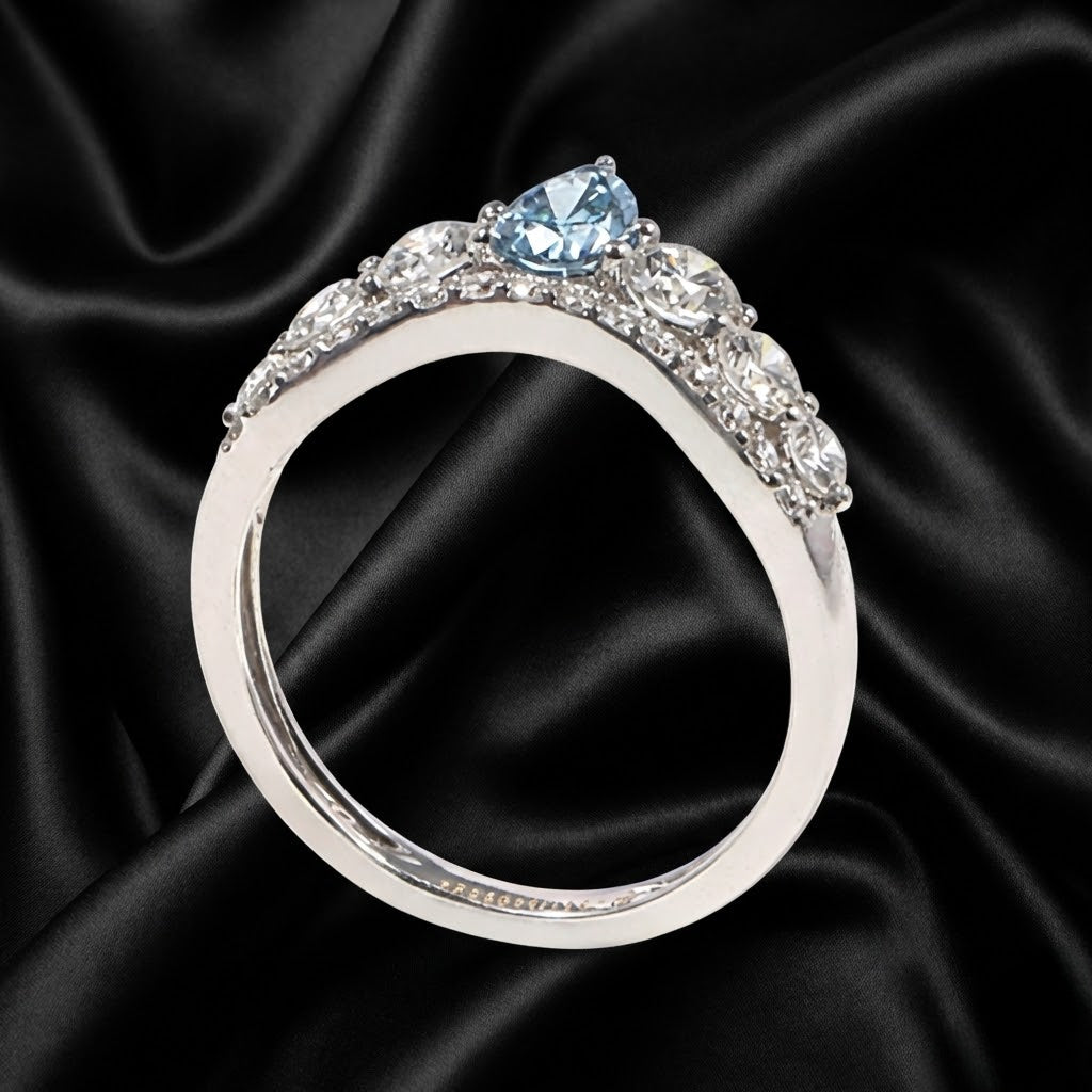 1.00 ct Blue Pear-Shaped Diamond Ring with Graduated Diamond accents