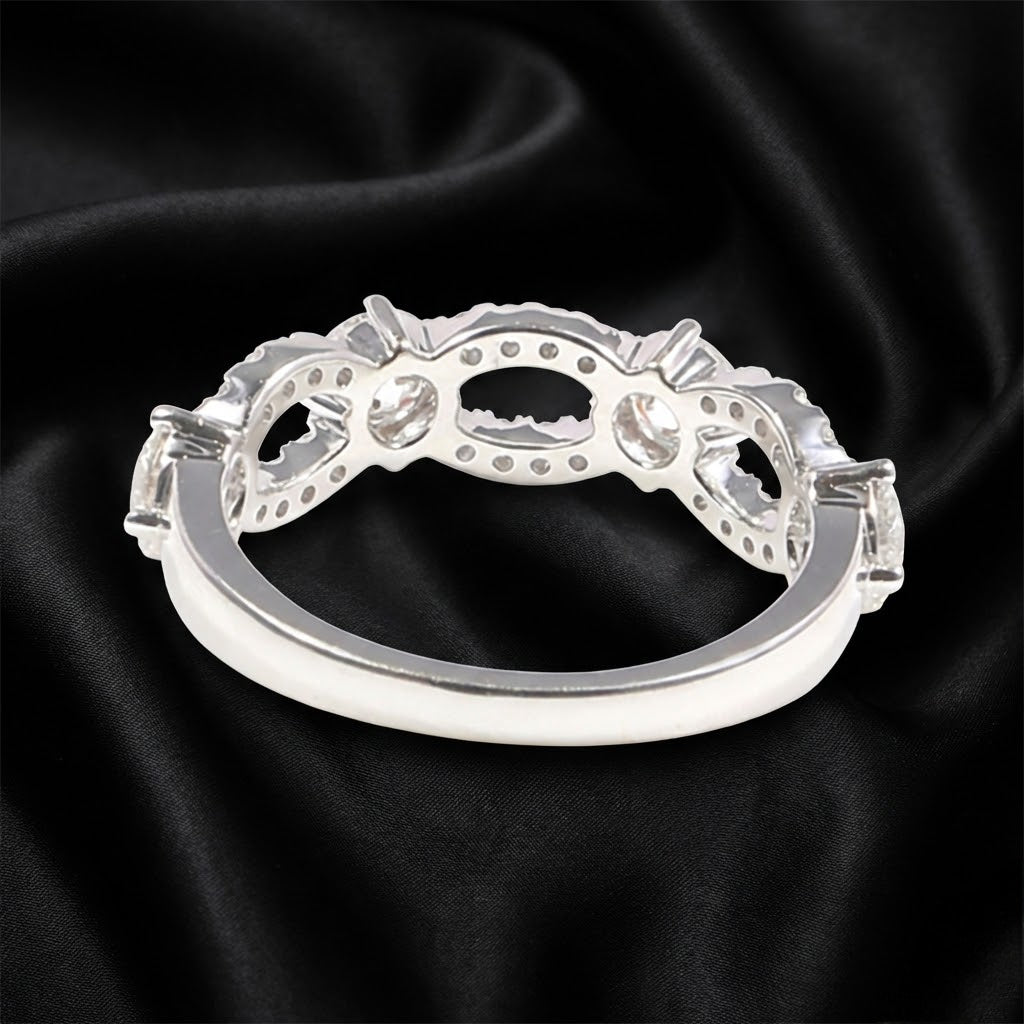 1.4 ct White Gold Loop Diamond Ring with Alternating Round Brilliant Diamonds