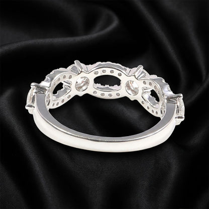 1.4 ct White Gold Loop Diamond Ring with Alternating Round Brilliant Diamonds