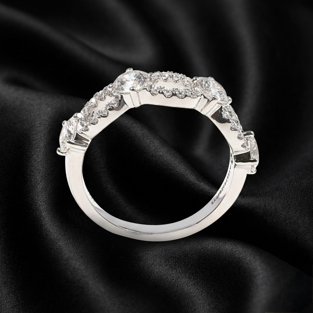 1.4 ct White Gold Loop Diamond Ring with Alternating Round Brilliant Diamonds