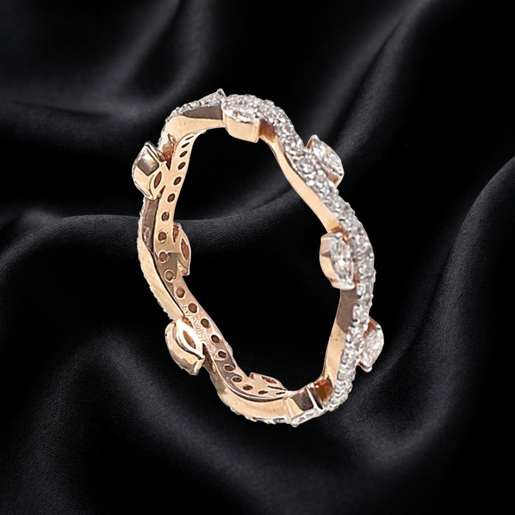 Wavy Band Ring with 0.69 Carats and Marquise-Shaped Accents