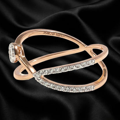 Modern Geometric Lab-Grown Diamond Ring with 0.20 Carats of Round Diamonds